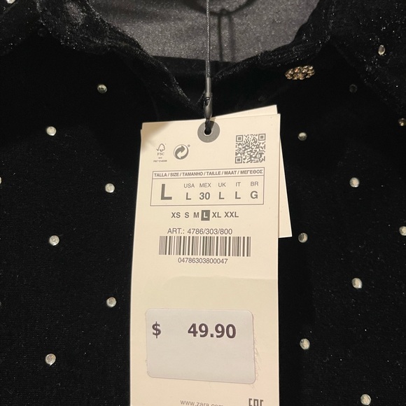 Black velvet dress NWT - Picture 3 of 4